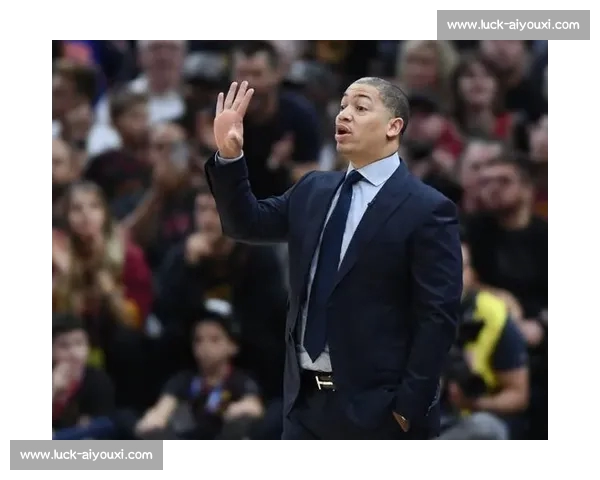 詹姆斯为何信任菜鸟教练？从泰伦・卢到阿特金森的冠军密码