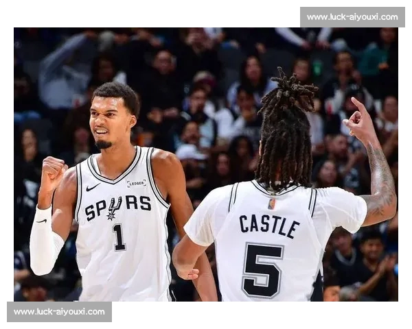 马刺拒索汉 + 首轮换 KD！26.6 分死神竟换不动樱木式新星？