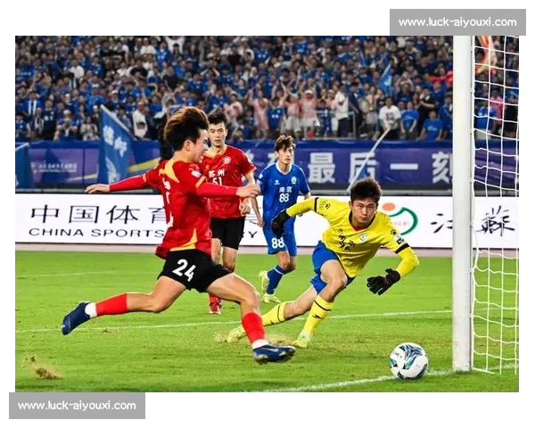 双轮驱动：苏超如何用政府协同与专业运营撬动流量爆炸