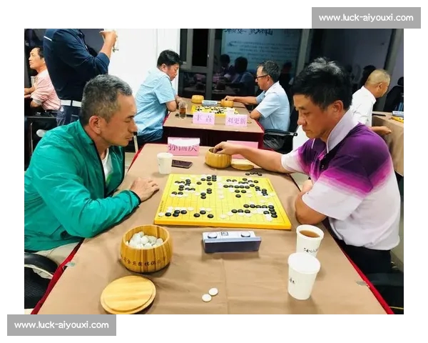 围棋跨界高尔夫首冠诞生 中老铁路架起文化新桥梁 围棋跨界高尔夫首冠诞生 中老铁路架起文化新桥梁
