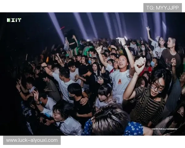 海产姐妹开幕式神仙球对决！27 板对轰点燃全场热血